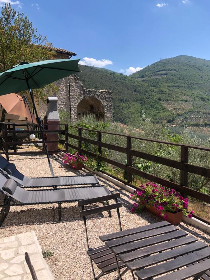 Отель Alloggio Rurale Ферентилло Экстерьер фото